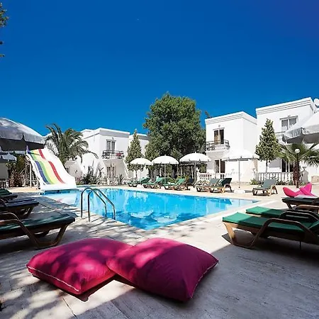 Club Aqua Turkbuku 3*
