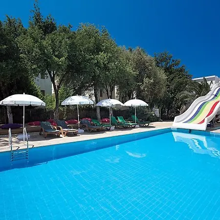 Hotel Club Aqua Turkbuku 3*